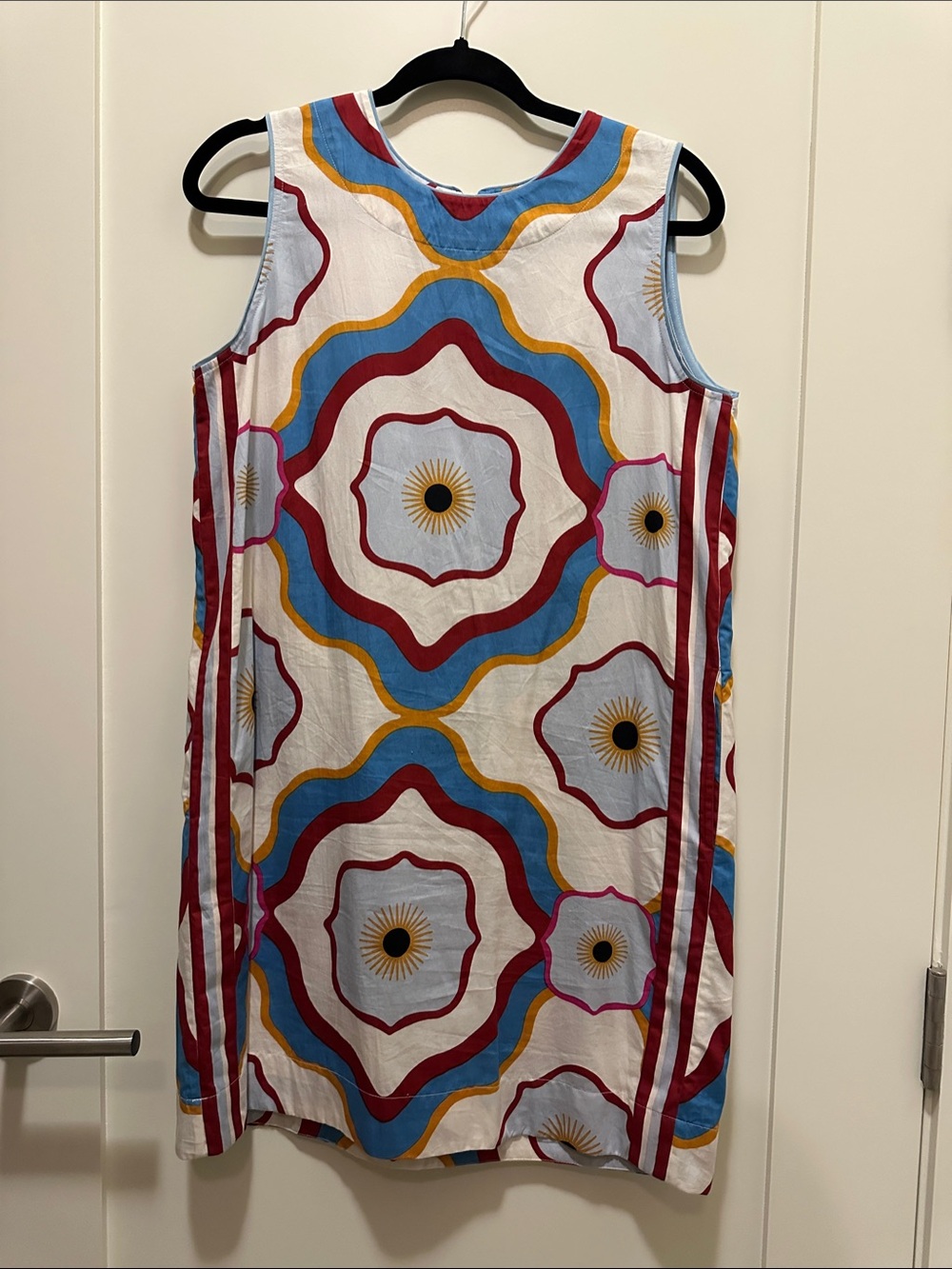 Elizabeth James Sleeveless Multicolor Geometric Print Shift Dress